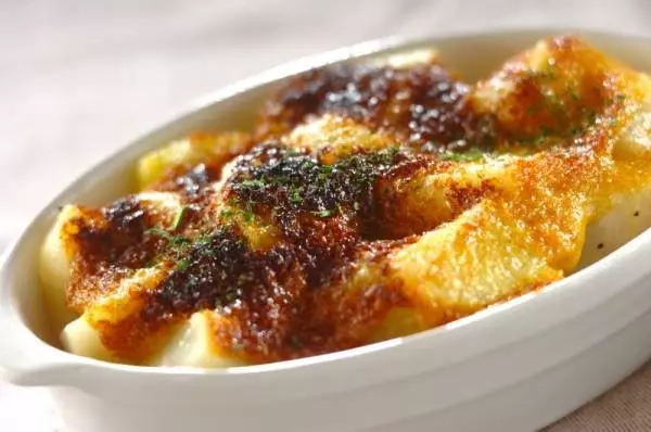 ジャガイモのカレーマヨネーズ焼き