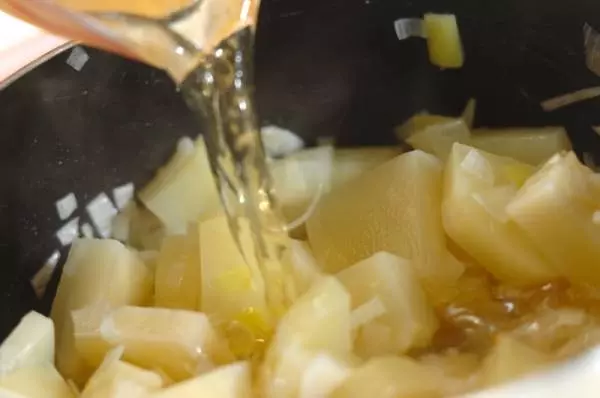 なめらか!ビシソワーズ 甘くて上品な味わい by山下 和美さんの作り方1