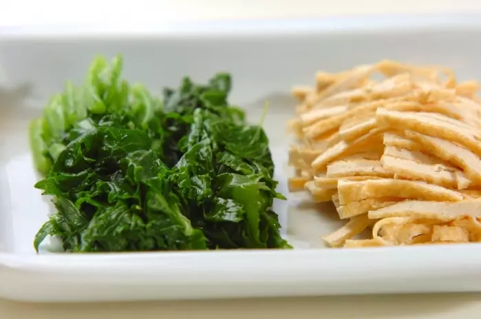 カブの葉のお浸しの下準備1