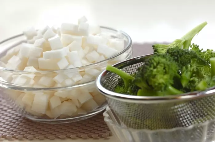 ダイス野菜スープの下準備2