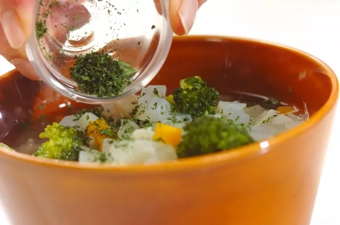 ダイス野菜スープの作り方3