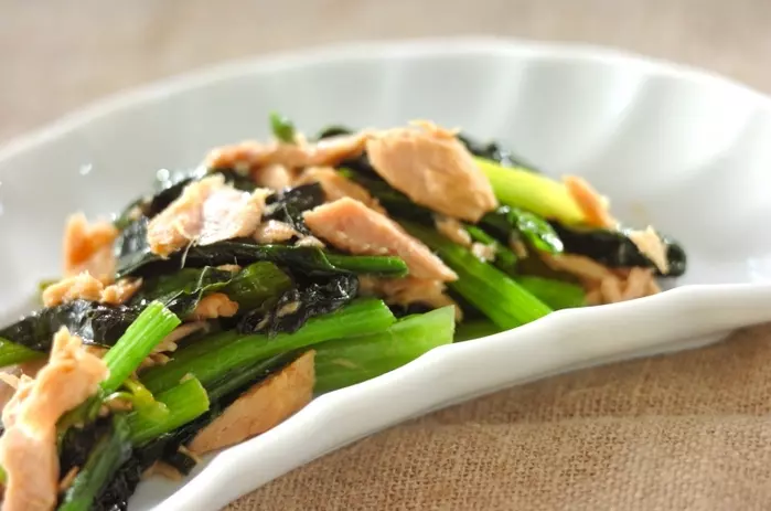 ホウレン草とツナのバター炒め