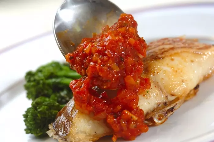 鯛のトマトソースソテーの作り方5