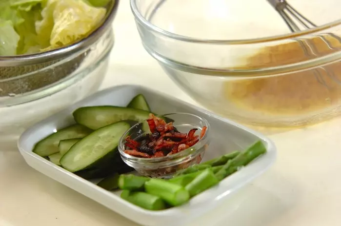 シャキシャキグリーンサラダの下準備1
