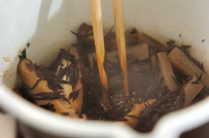 春菊とホウレン草の白和えの作り方1