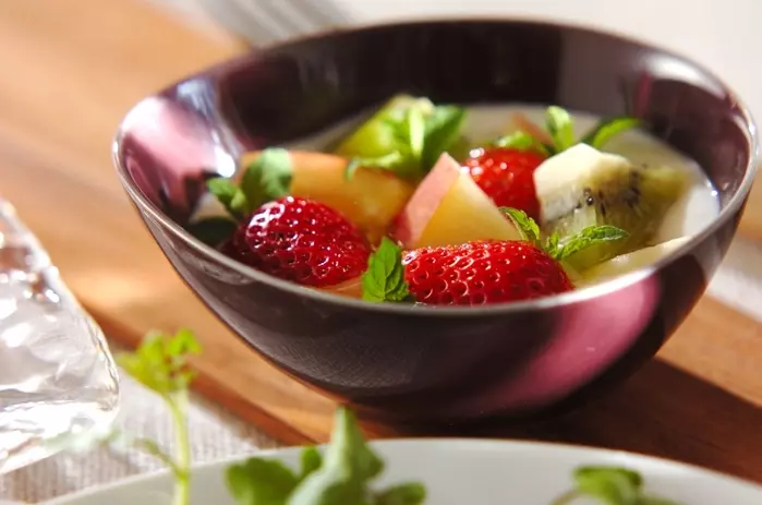 いろいろフルーツヨーグルト