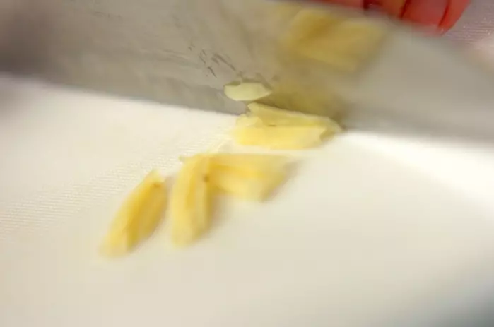 鯛のアラ汁の下準備2