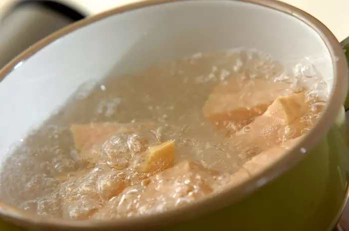 タケノコのみそマヨ和えの下準備1