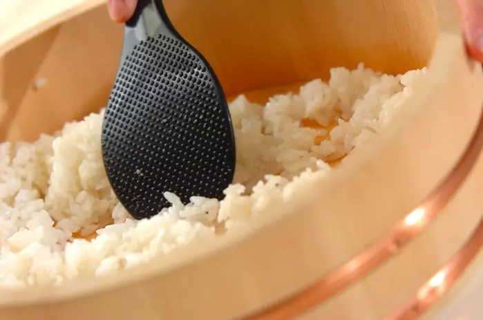 温泉卵のせカツオ丼の作り方2