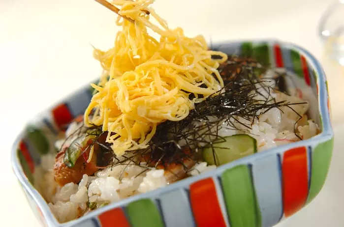 刻みウナギの混ぜ寿司の作り方4