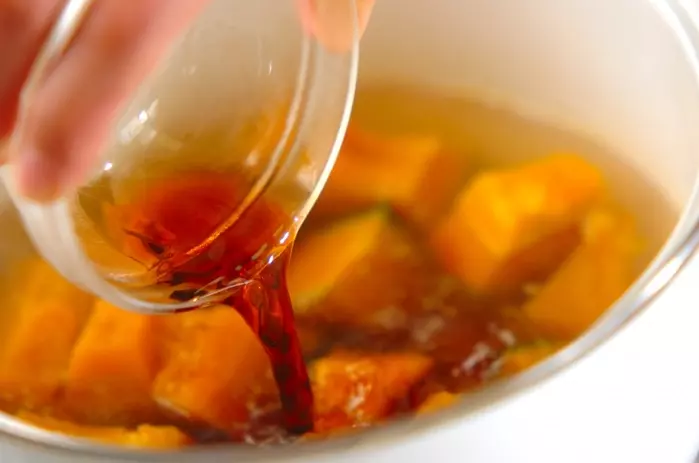 カボチャと豆の甘煮の作り方2