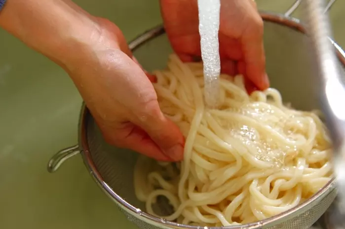 サッパリ冷しゃぶうどんの作り方1