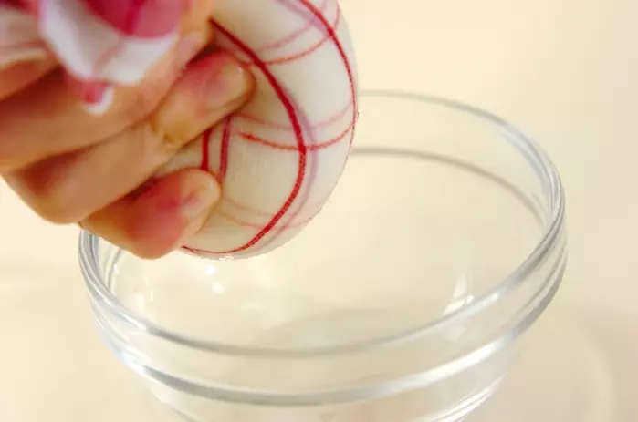 ジューシーだけどあっさり!豆腐ハンバーグおろし和風ソース by 杉本 亜希子さんの下準備1