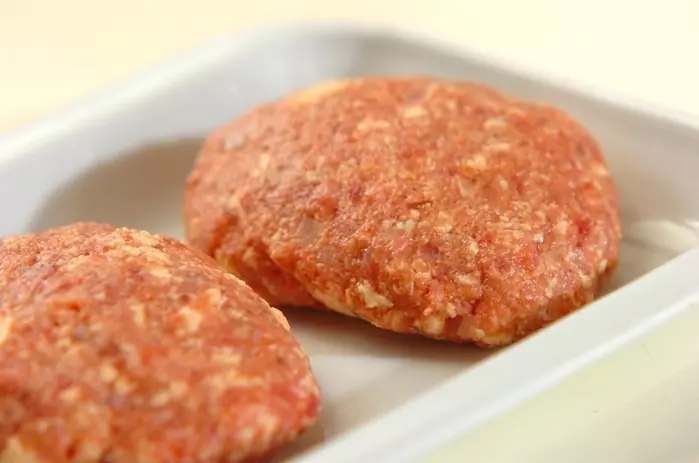 ジューシーだけどあっさり!豆腐ハンバーグおろし和風ソース by 杉本 亜希子さんの作り方2