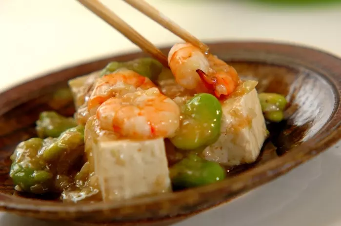 エビと豆腐の塩炒めの作り方4