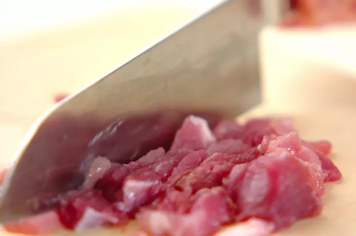 焼き餃子の下準備1