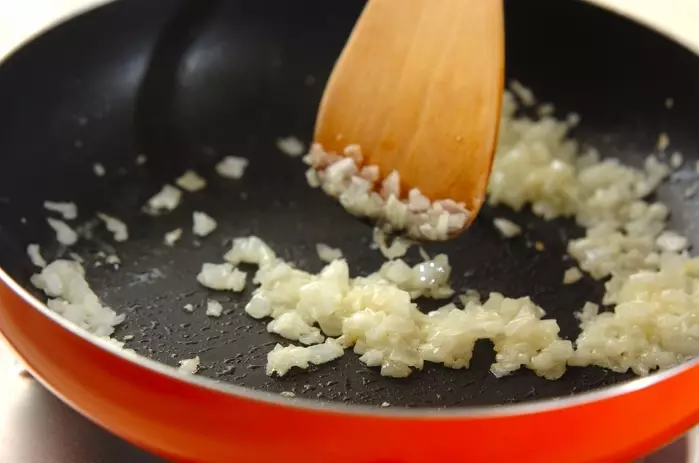 牛ひき肉のコロッケの作り方1