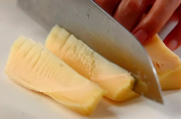 タケノコのバルサミコ炒めの下準備1