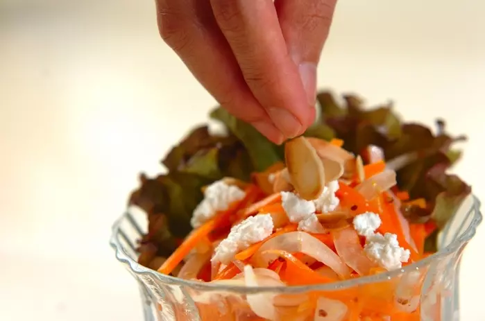 ニンジンとチーズのサラダの作り方2
