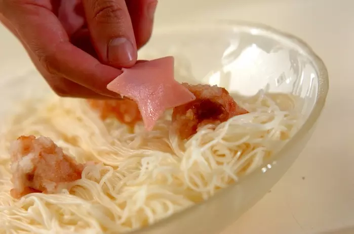 梅おろしのせ七夕素麺の作り方3