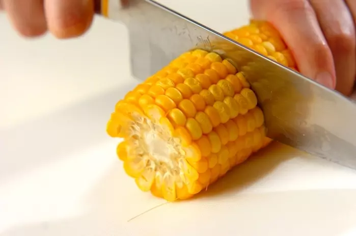 塩ゆでコーンの作り方1