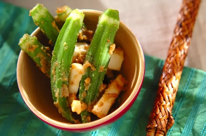 オクラと大和芋のみそ和え