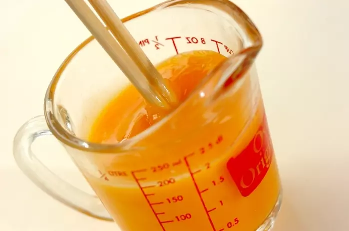 おろし添えだし巻き卵の下準備1