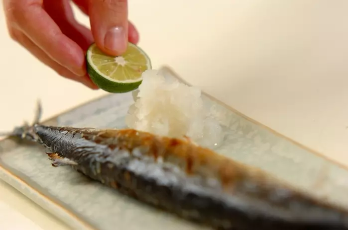 サンマの塩焼きの作り方2