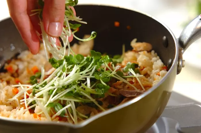 アジの干物でオムライスの作り方2