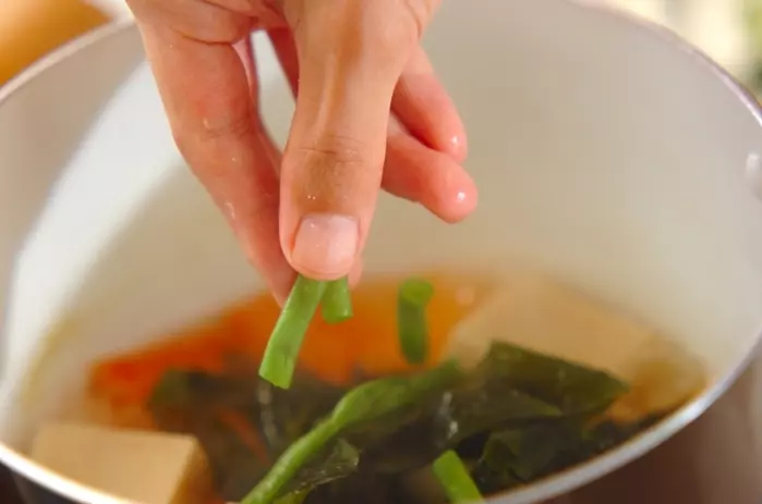 高野豆腐とワカメの炊き合わせの作り方2