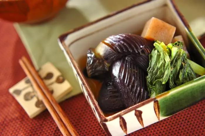 ナスとシイタケの煮物