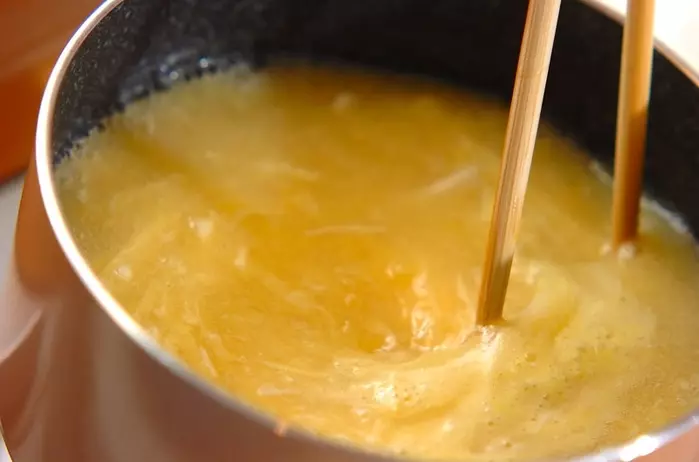 エノキのかき玉コーンスープの作り方3