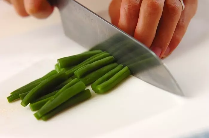 インゲンのゴマ和えの作り方1