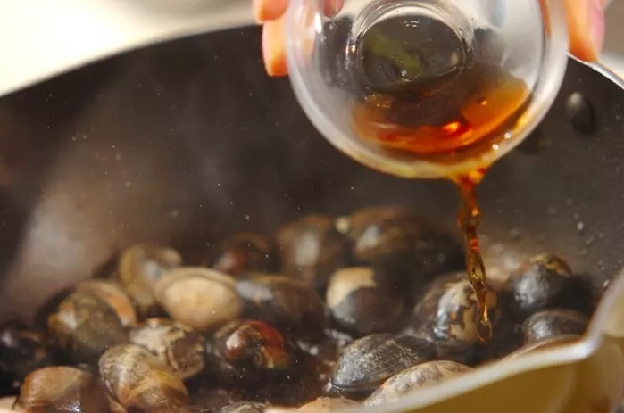 アサリと豆腐の紹興酒蒸しの作り方1