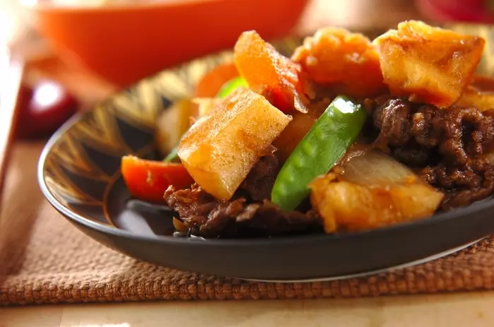 エスニック風肉ジャガ