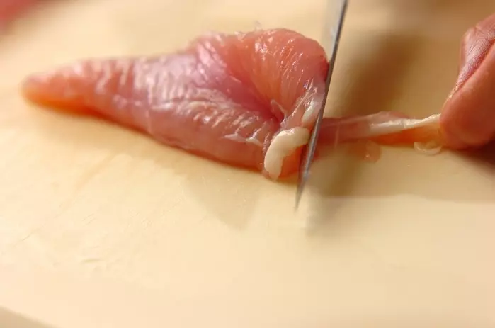 アボカドとささ身のポン酢サラダの作り方1