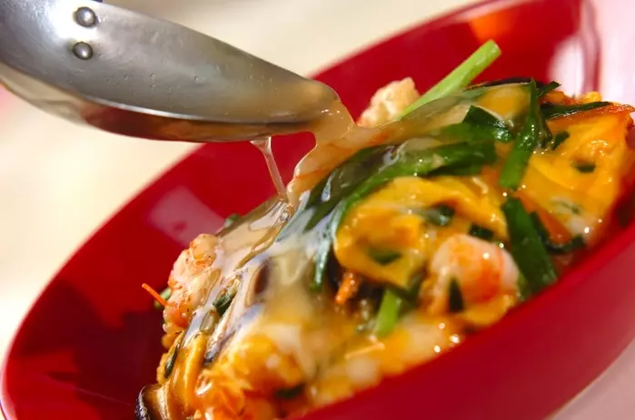 ふわとろやみつき！具だくさんニラ玉あんかけの作り方5