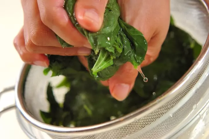 モロヘイヤのおひたしの作り方1