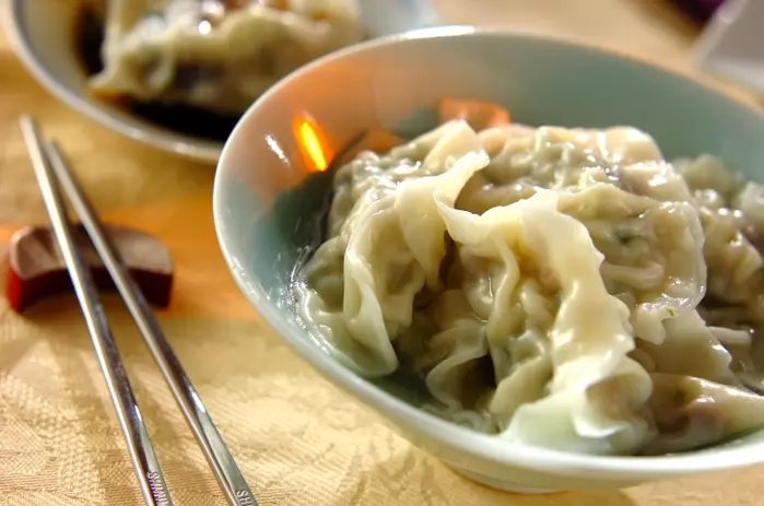干しシイタケの水餃子