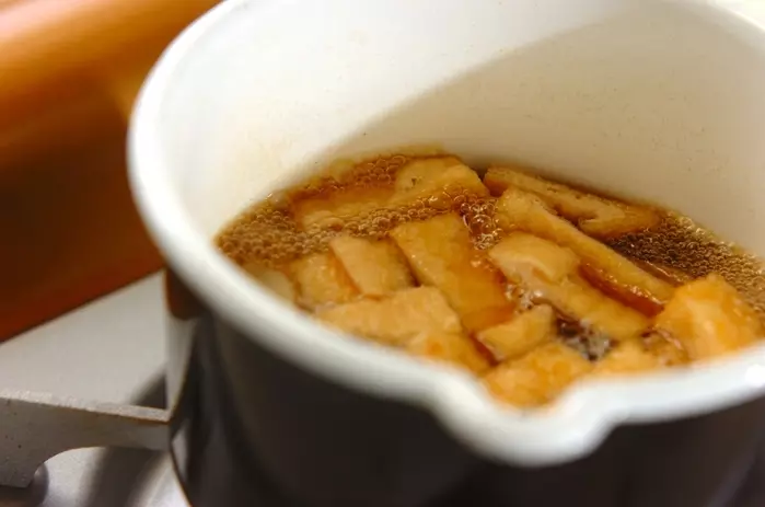 ゴボウと油揚げの煮物の作り方1