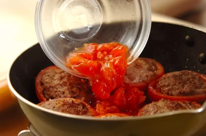 トマトの肉詰めの作り方4