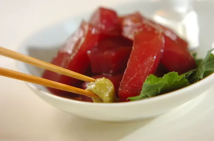 マグロの赤ワイン漬けの作り方3