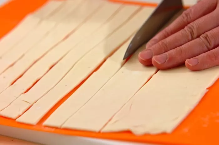 クリスマス料理 子どもが喜ぶ華やかミートパイの作り方4