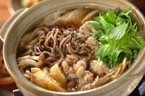 2023年12月31日(日)の献立は「年越し鍋」の献立。今日は大晦日。お鍋の〆はおそばで決まり。