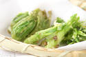 【春野菜】には何がある？「揚げる・和える・煮込む」で春の恵みをとことん味わうレシピ10選！