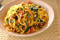 ササッと作れて、子どもから大人まで大人気の「焼きそば」。一品だけで満足できるため、忙しい日やちょっと手抜きしたいときにもぴったりです。ご家庭でもよく焼きそばを作る、という方も多いのではないでしょうか。そこで今回は、焼きそばのレシピ【15選】をご紹介します。