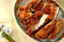 中華料理によく使われるスパイス「花椒（ホアジャオ）」。花椒を使った定番の中華料理から、普段良く使うお肉に合わせるためのレシピなど10選を紹介します。ガッツリ香りや味わいを楽しみたい方や、さりげない隠し味で楽しみたい方や初心者の方でも楽しめるラインナップになっています。