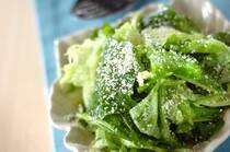 サラダで食べることが多いルッコラですが、炒め物やオムレツ、和え物などサラダ以外にもおいしく食べられるんですよ。<br />そこで今回は、美肌作りに欠かせない「ルッコラ」の美味しい食べ方を９選ご紹介します。基本のサラダをはじめ、炒め物や和え物、オムレツなどアイデア光るものばかりです。