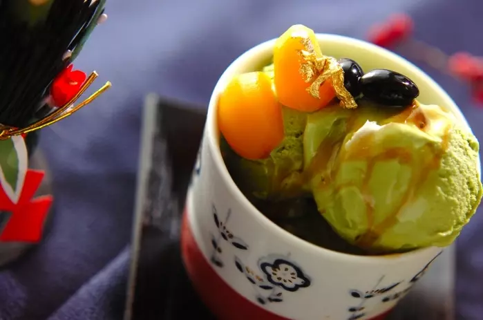 抹茶と黒豆のパフェ