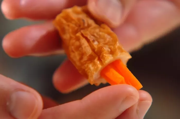 ちくわと白菜の煮物の下準備1